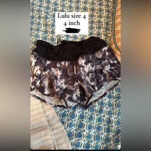 Lululemon Black and Gray Patterned Shorts